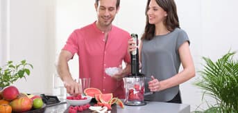 Braun MultiQuick 9X Hand blender in use