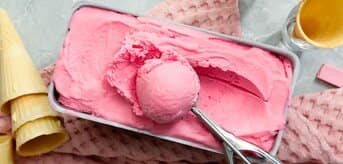 Domowe lody truskawkowe - zdjęcie.