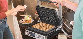 Braun MultiGrill 7 in use