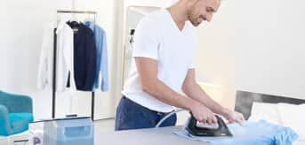 prasowanie na desce do prasowania