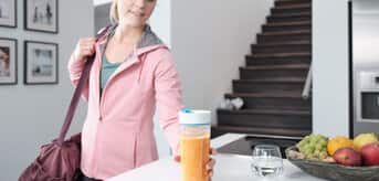 Braun MultiQuick 5 Vario Fit Hand Blender in use