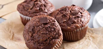 Czekoladowe muffinki. - zdjęcie