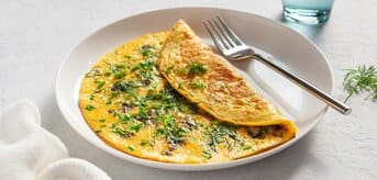 Omlet z koperkiem i pieczarkami - tytułowa.