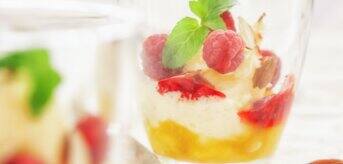 Szklanka z Owocami i lodami