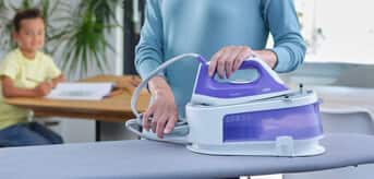Braun CareStyle 1 steam generator iron
