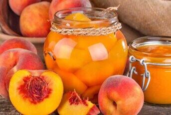 Compote de pêches