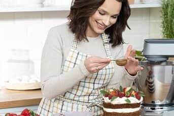 TORCIK MARCHEWKOWY Z KREMEM WANILIOWYM