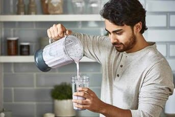 How to make smoothies with a food processor
