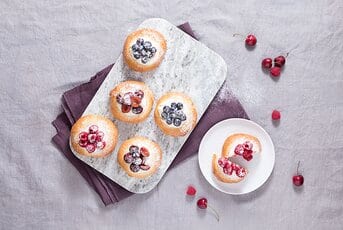 Mixed Berry Buns