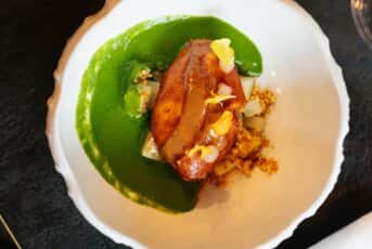 Quenelles de brochet au navet daïkon et pommes de terre, coulis de cresson et gel de citron