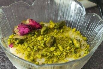 Mhalabia (Panna Cotta oriental) par @momolmp8