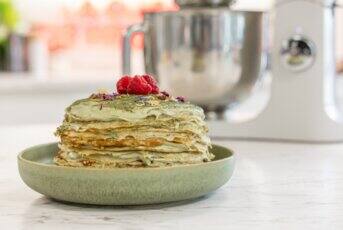 Millefeuille de crêpes au thé matcha