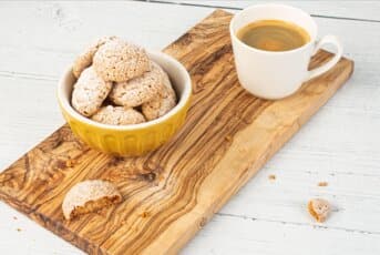Amaretti Biscuits