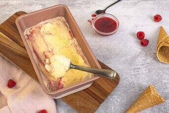 Raspberry Ripple Ice Cream