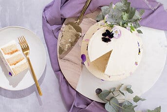 Coconut and Lemon Buttercream Cake