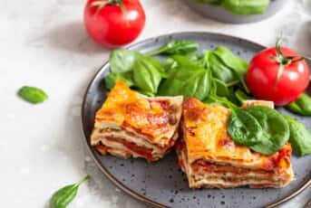 Lasagne à la chair à saucisse et tomates