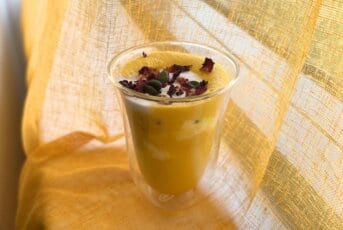 Lait d'or by @sanjeebollywood