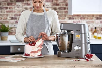 Say it with cake - best celebration bakes