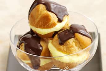 Profiteroles with Hot Chocolate