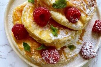 Japanese Soufflé Pancakes by Marni Xuto