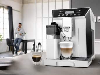 お値下げ❗️De'Longhi  エレッタ カプチーノ イーヴォ デロンギ 、ホワイトを基調とした自動コーヒーマシン「エレッタ
