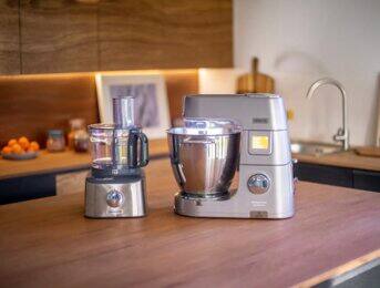 Quelle est la différence entre un robot pâtissier et un robot multifonction ?