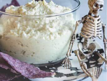 Vyskúšajte náš recept: magický dip z bylín a pečeného karfiolu.