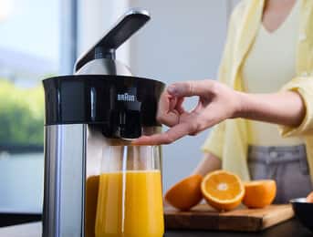 Enjoy mess-free juicing.
