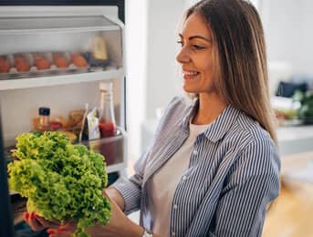 Hűtés helyesen: Hogyan kell élelmiszereket tárolni a hűtőszekrényben?