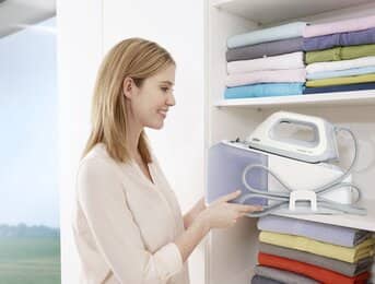 Čištění žehličky: jak na odstranění vodního kamene?