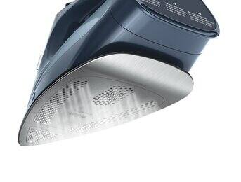 À l’aide d’un fer à repasser