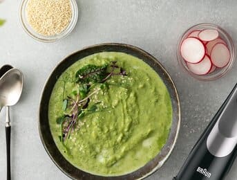 Zupa krem z liści rzodkiewki