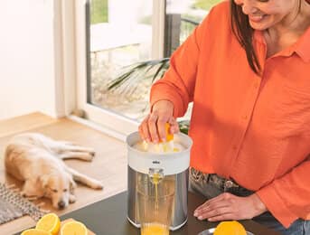 Pressure activated Start & Stop System for easy handling.