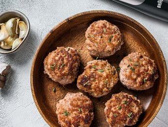 Kotlety drobiowe z resztek kurczaka