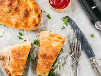 Calzone z… tego, co masz w lodówce