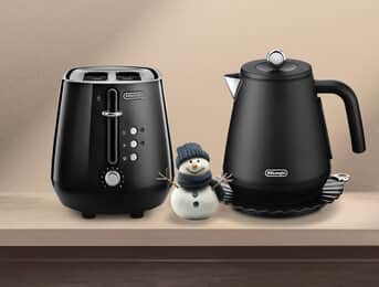 Des ensembles bouilloire et grille-pain pour un petit déjeuner réussi