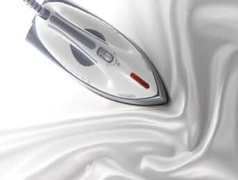 Come lavare e stirare la seta