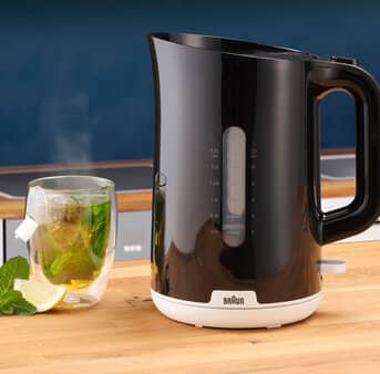 Braun Breakfast Series 1 Water Kettle WK 1110 BK lifestyle