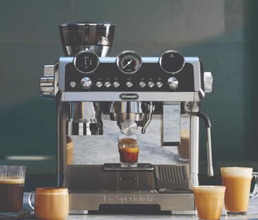 Skvělě se k tomu hodí pákový kávovar La Specialista Maestro