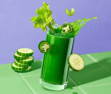 Jak jeść zdrowo? Przepisy na warzywne koktajle z blendera