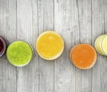 7 ingredienti da non aggiungere mai al tuo smoothie per perdere peso
