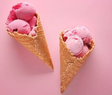 Co to jest sorbet? Jak zrobić domowy sorbet z mrożonych truskawek?