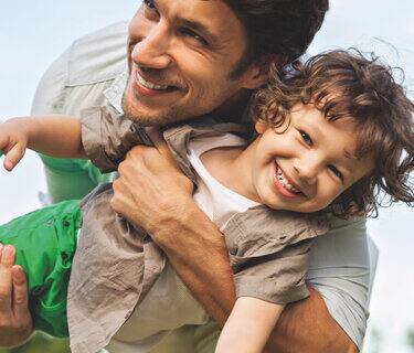 Die erste ergonomisch zertifizierte Dampfbügelstation der Welt.*