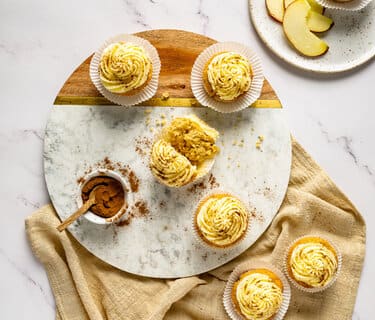 Conception intelligente. Pâtisserie simple.