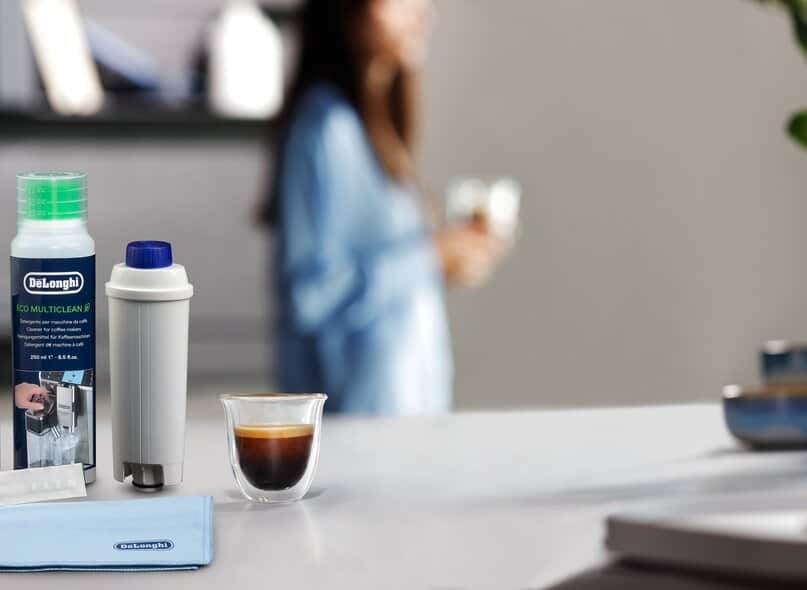DeLonghi Coffee Care Kit DLSC306 set za održavanje aparata za kafu