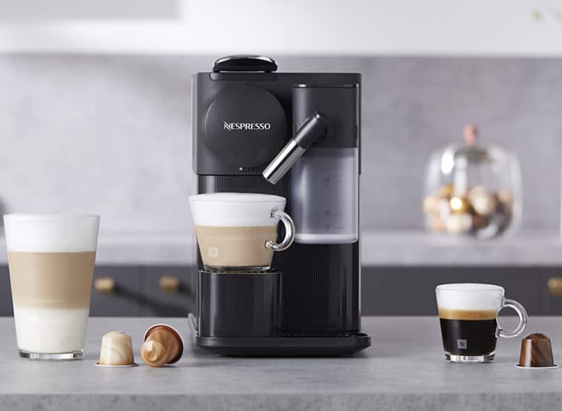 Espressor automat cu râșniță încorporată sau espressor cu capsule: Care este mai potrivit?