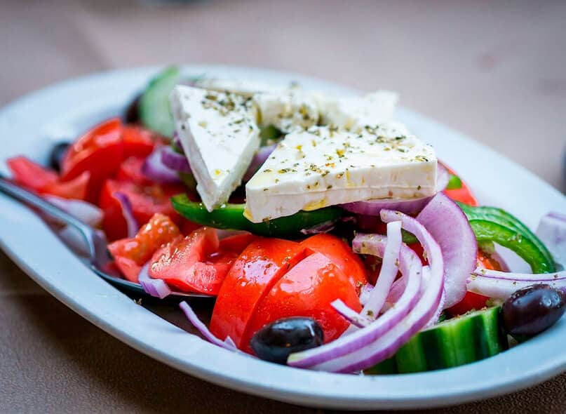 Ensalada variada con queso feta