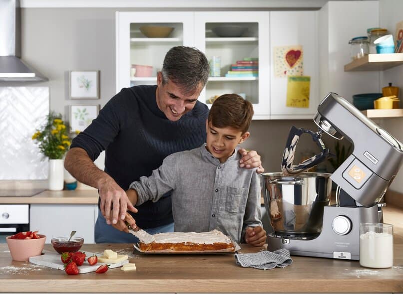 Wesentliche Werkzeuge und Geräte, die jede Küche braucht