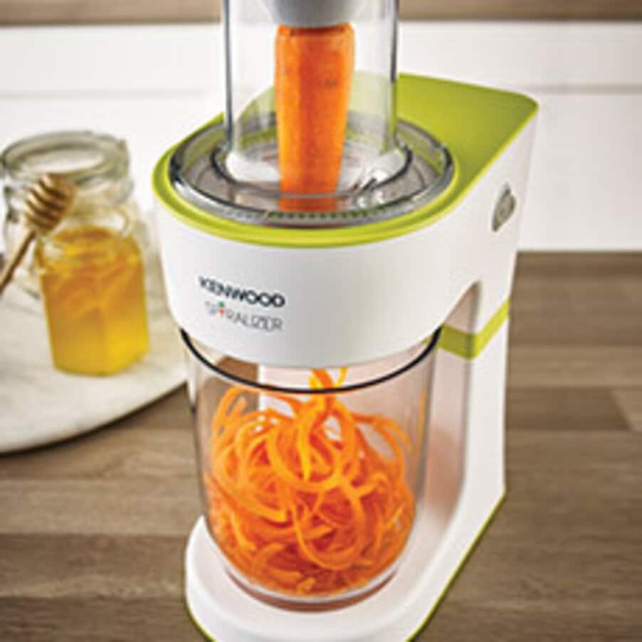 Easy preparation with an electric spiralizer