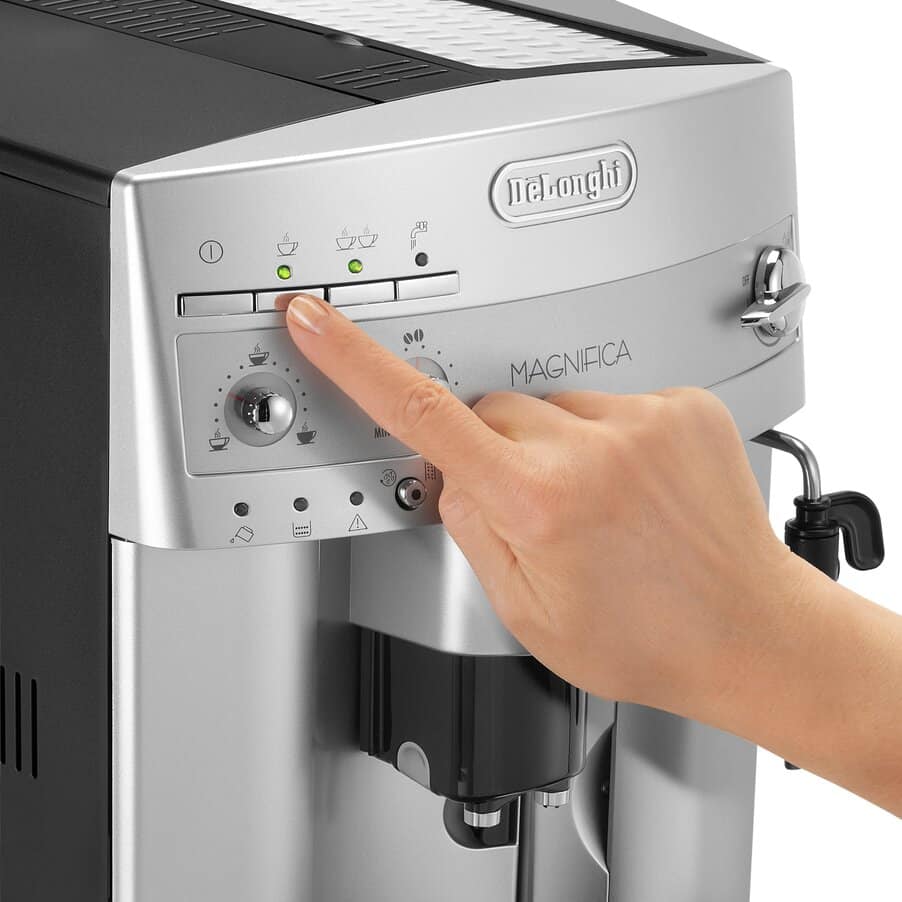 MAGNIFICA ESAM-3300 | De'Longhi US